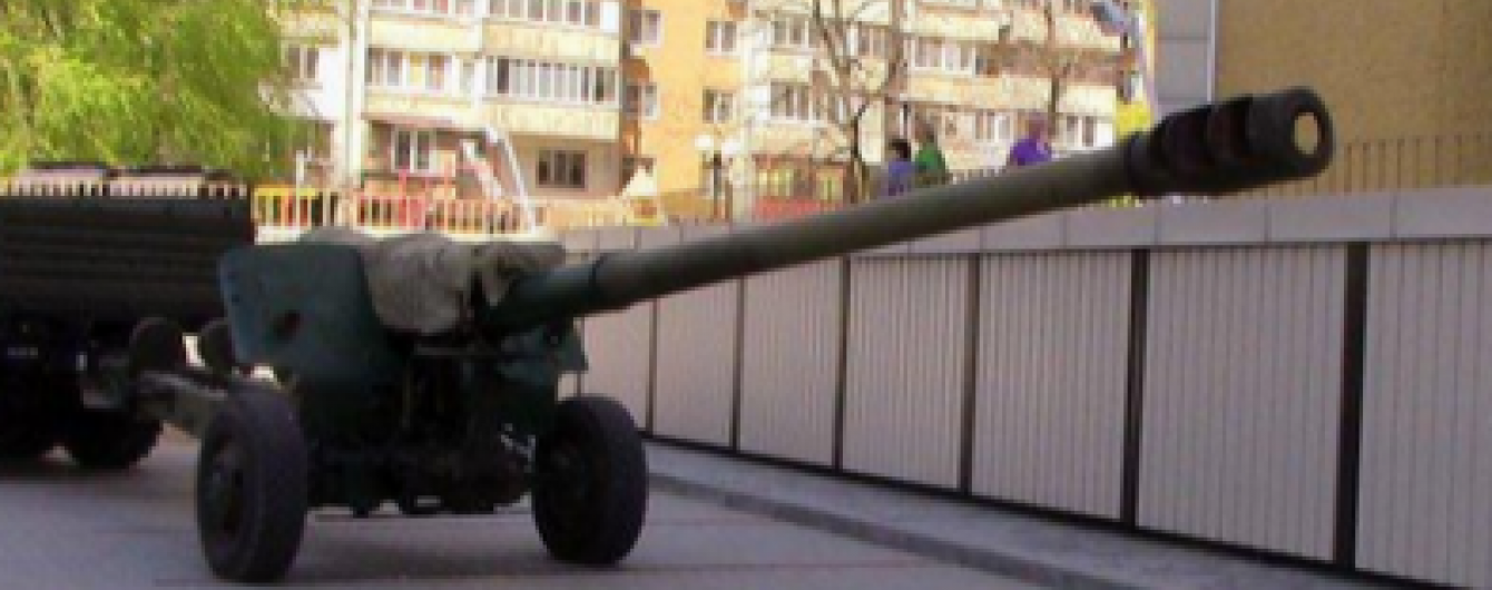 На Дніпропетровщині "накрили" комерсантів, які ремонтували техніку терористів на Донбасі