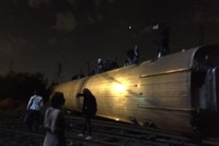 У США пасажирський поїзд врізався в пікап, є загиблі