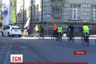 До давньої християнської святині на Львівщині вирушило велосипедне паломництво