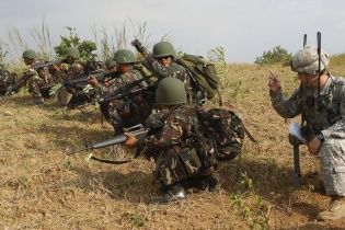Американський сенатор розповів, що Україна отримає від США снайперські комплекси