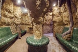 Термальні води Косино: "знущальні ванни" і "дорога тортур"