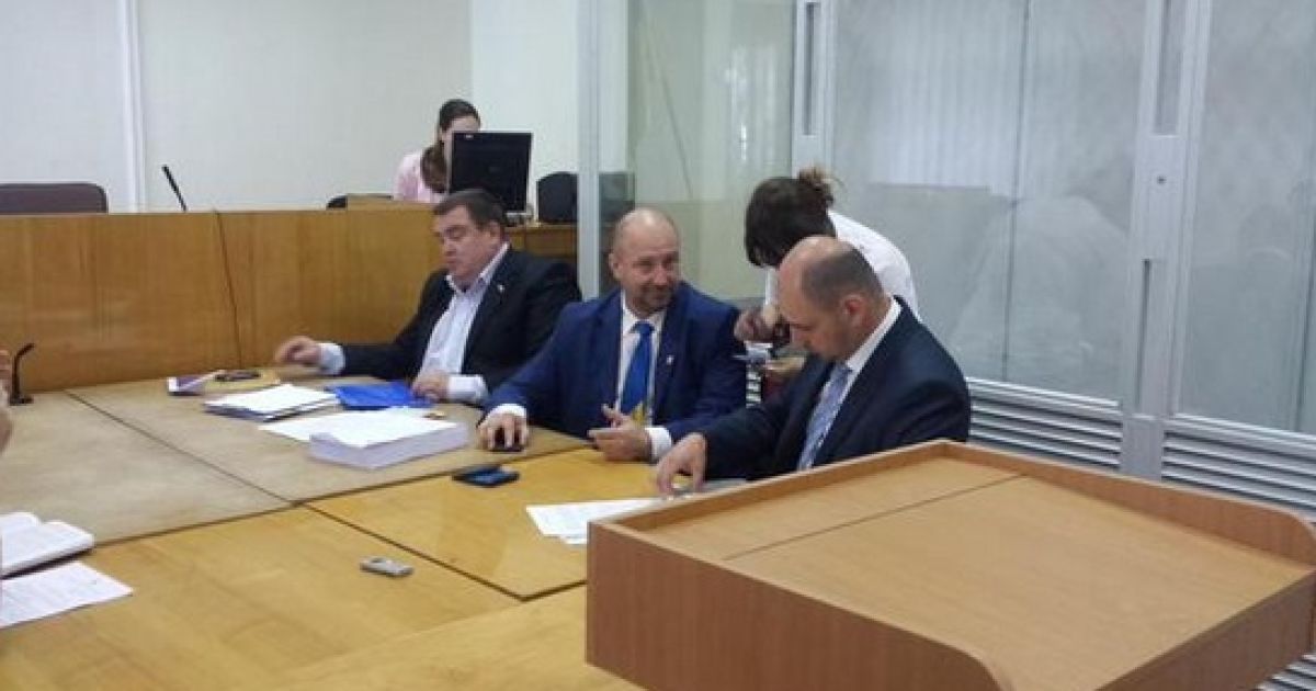 Нардепу Мельничуку продлили меру пресечения