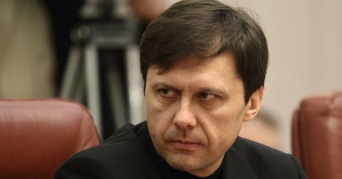 Скандальный министр Шевченко угрожает Яценюку судом