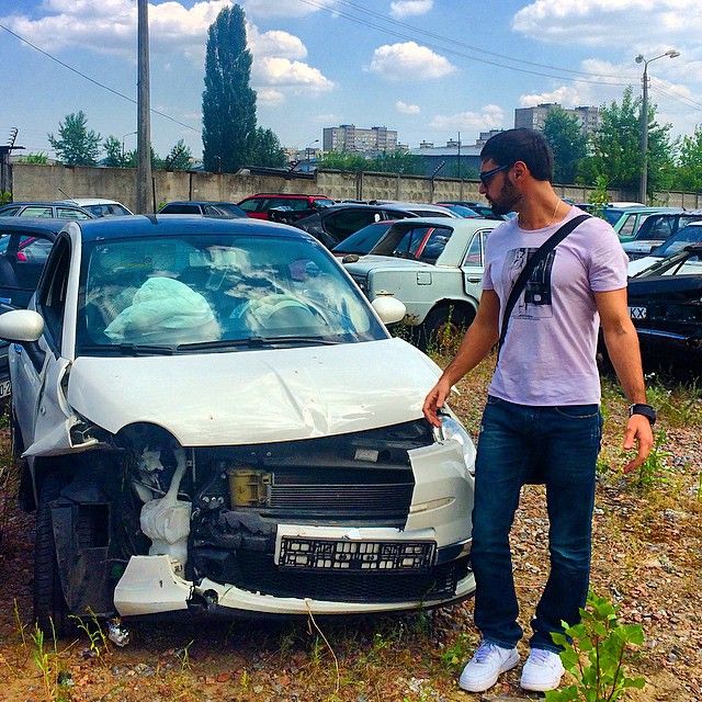 Козловський і автомобіль