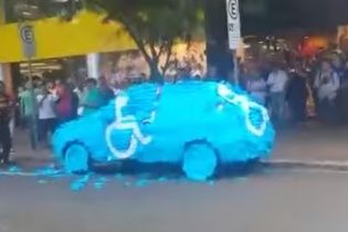 Власти расширили список автомобилистов-льготников