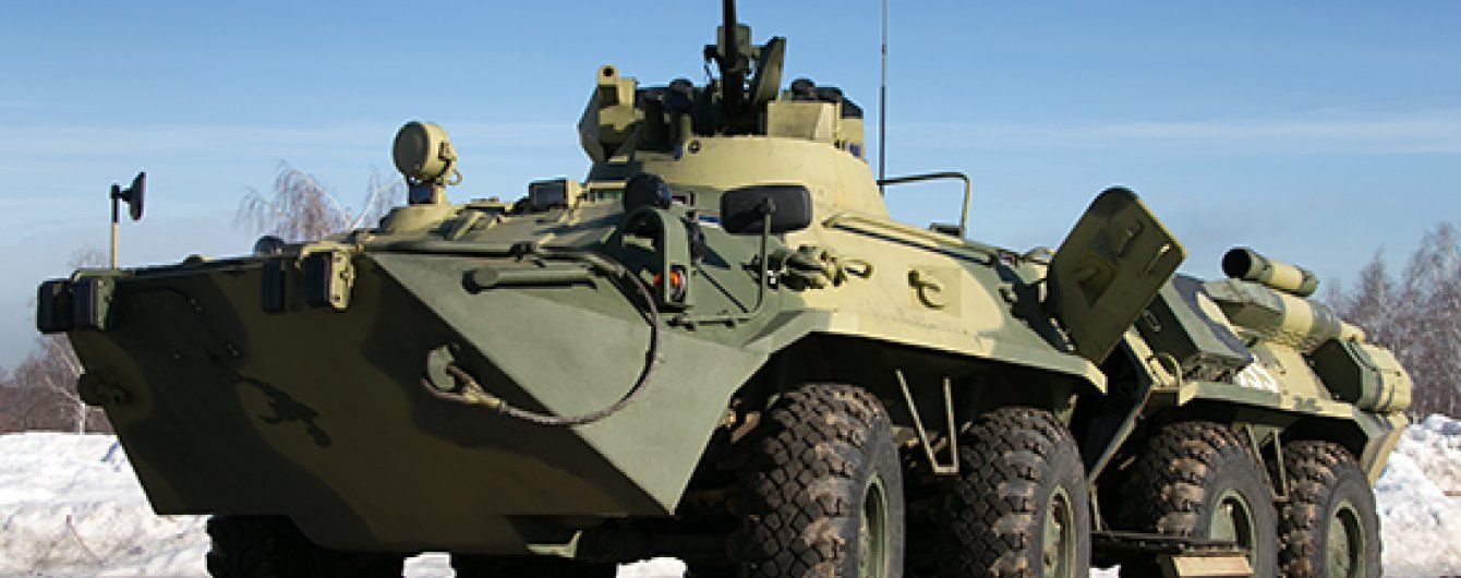 В окупованому Криму помітили колону військової техніки РФ