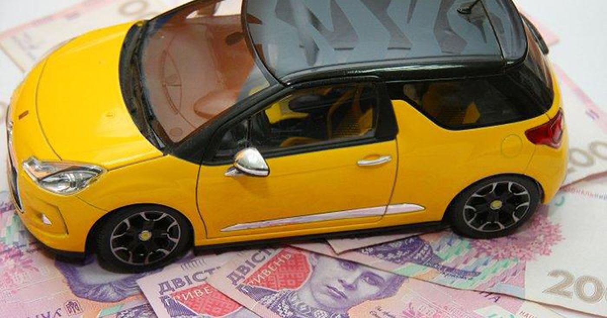 Українських автовласників хочуть обкласти новим збором: що відомо
