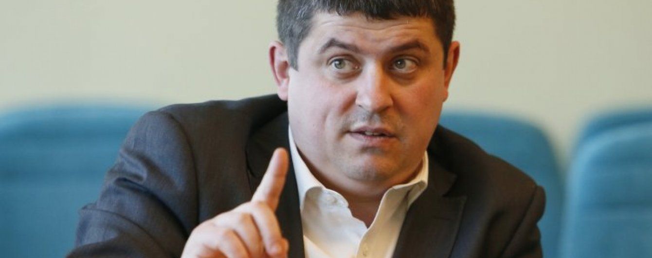 У Яценюка заговорили про дострокові президентські вибори