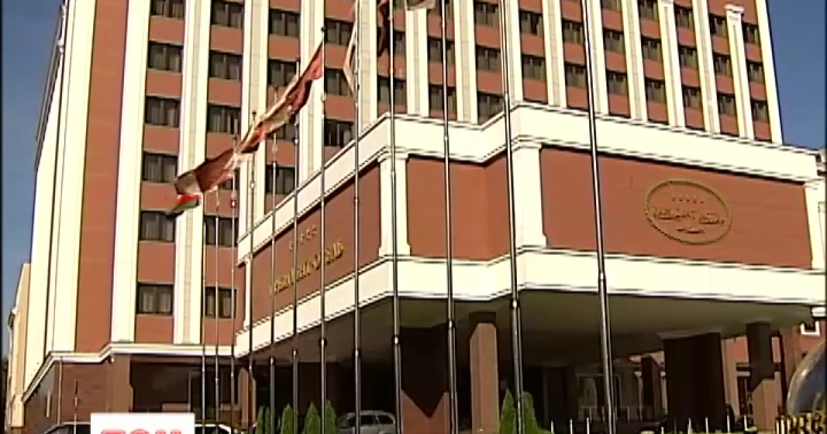 В Минске после 9-часовых переговоров не могут договориться об отводе вооружений на Донбассе