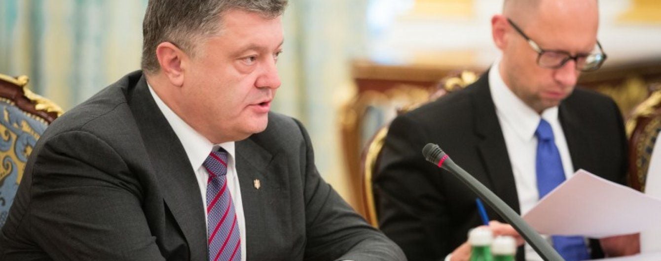 Украинские авиабилеты скоро станут дороже за космический туризм - Порошенко