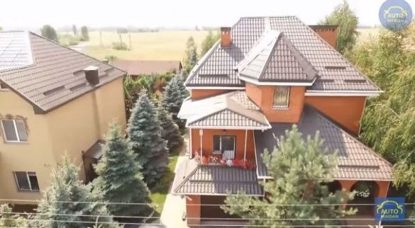 Будинок діамантового прокурора Корнійця
