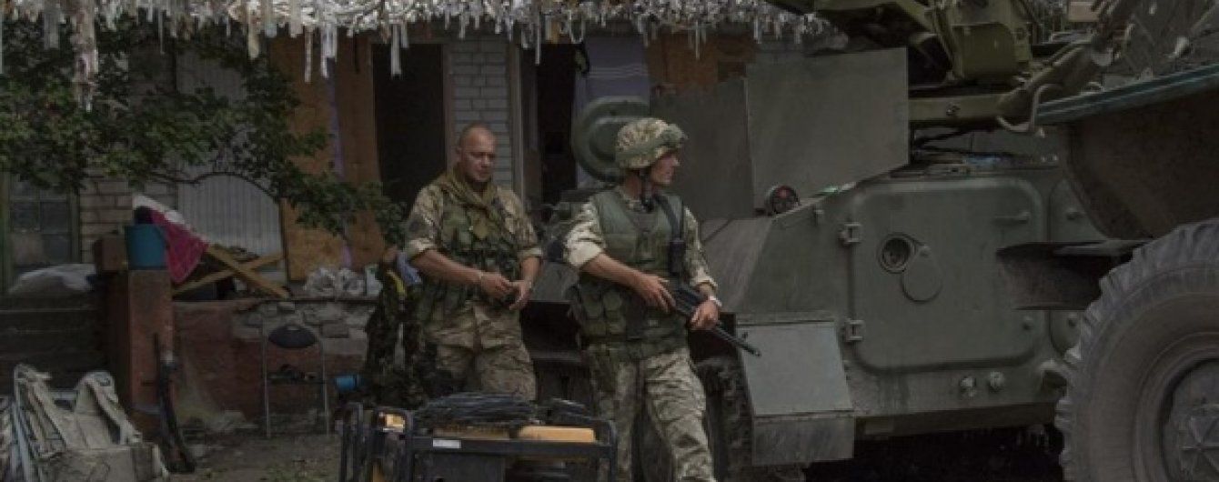 Бойовики залишили у Широкиному особливо небезпечні снаряди, російські консерви та бронежилети