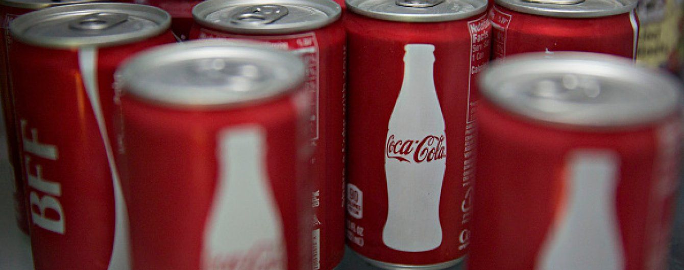 У Росії погрожують відповісти на санкції США відмовою від Coca Cola та MasterCard