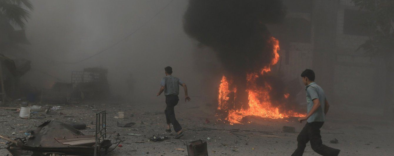 У Сирії розбомбили підконтрольне ворогам режиму Асада місто
