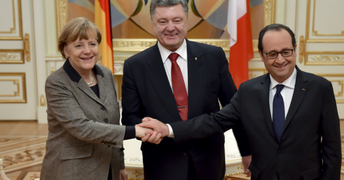 У Порошенко рассекретили, о чем будут говорить в Берлине на День Независимости