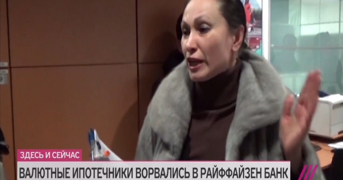 Москвичи считают оккупированный полуостров бременем для россиян