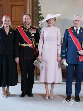 Бельгійське королівське подружжя з королівською родиною Норвегії