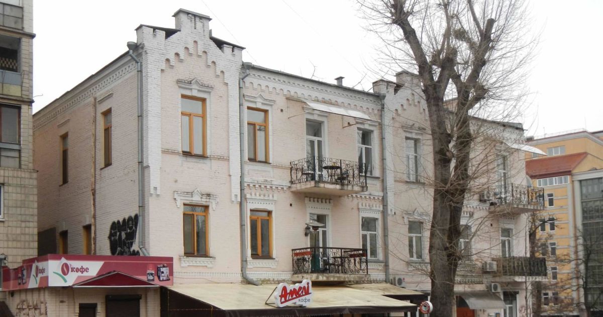 У Києві незаконно зносять пам'ятку архітектури "Будинок з комахами" / © із соцмереж
