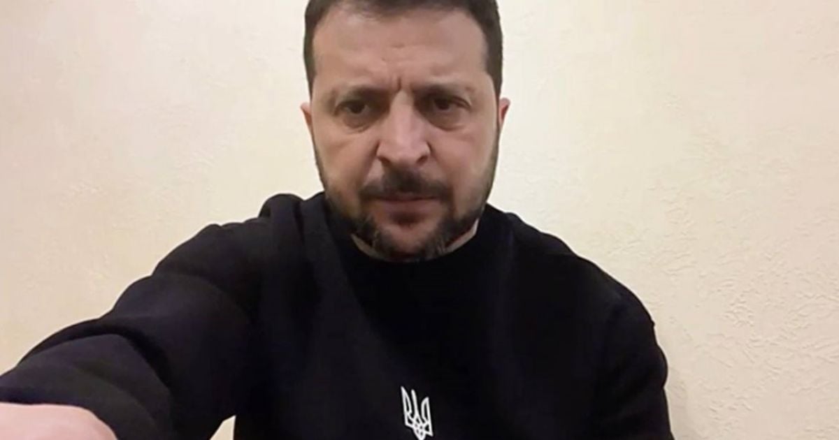 Президент Украины Владимир Зеленский во время обращения 22 апреля 2023 года