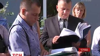 В Черновцах женщину с двумя детьми пытались выселить из квартиры, из-за нескольких завещаний тётки