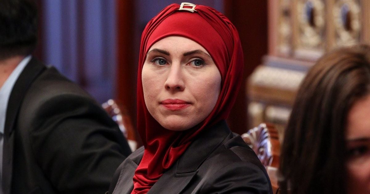 Аваков подарил Окуевой "Глок" вместо "Макарова", который остановил киллера