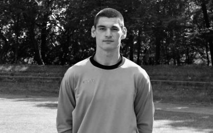 В России вратарь умер во время футбольного матча: подробности трагедии