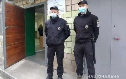 Поліція відкрила провадження через незаконну видачу бюлетенів під Києвом