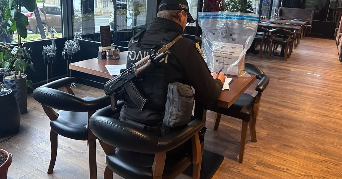 У Києві на Печерську конфлікт між мешканцями готелю завершився стріляниною