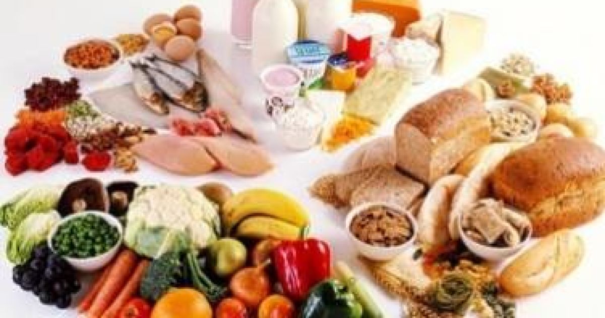 Доллар немного подешевел, а цены на продукты подскочат: последние экономические новости