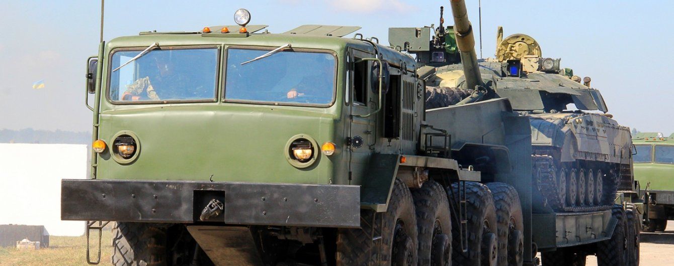 Прикордонні з Кримом райони посилюються українською військовою технікою