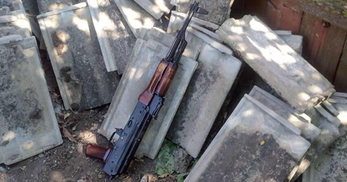 В Хмельницком участник АТО написал предсмертную записку и застрелился из "Калашникова"