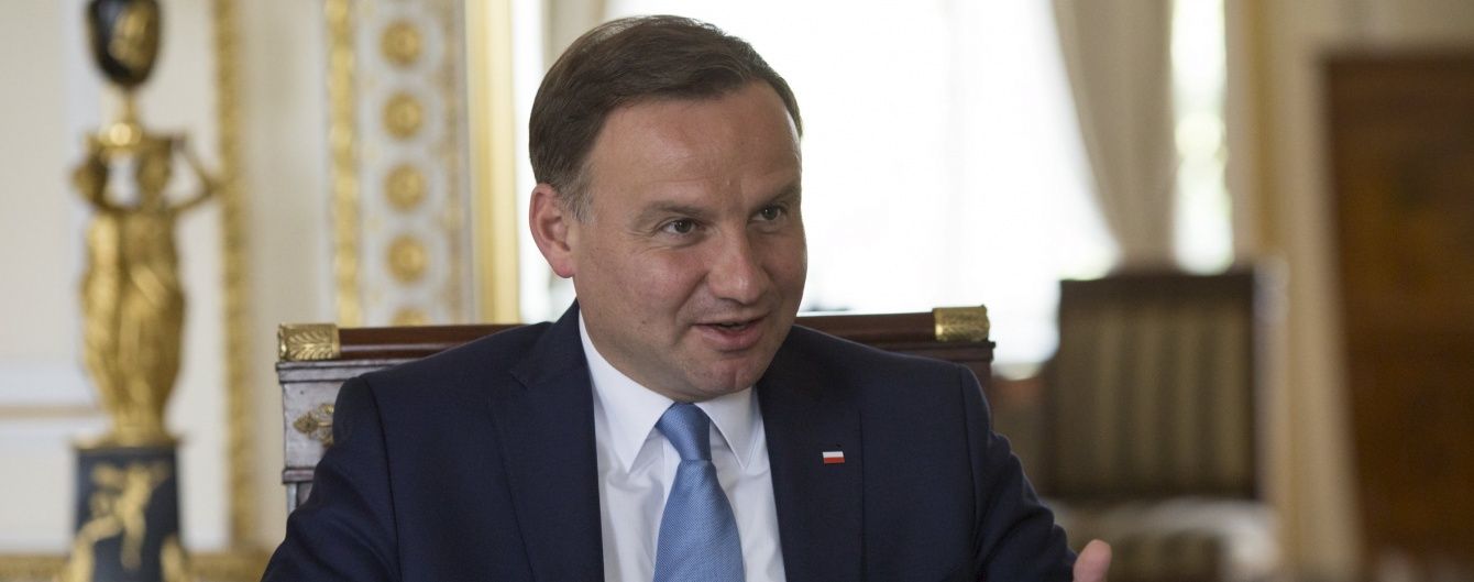 Фіндопомога і санкції проти Росії. Що Дуда обговорюватиме з Порошенком