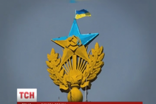 У Москві звільнили з в'язниці останнього руфера у справі про розмальовану Мустангом зірку