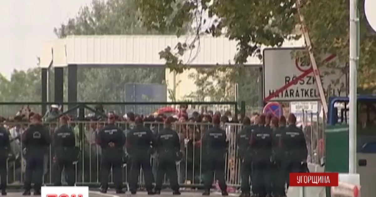 На границы Венгрии выдвинулась армия