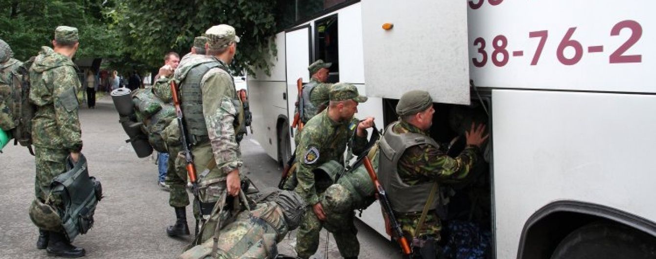 Невідомі труять клофеліном і грабують військових на вокзалах - Генштаб