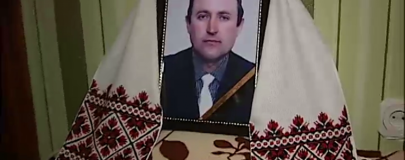 На Київщині по-звірячому вбили фермера і отруїли його собак