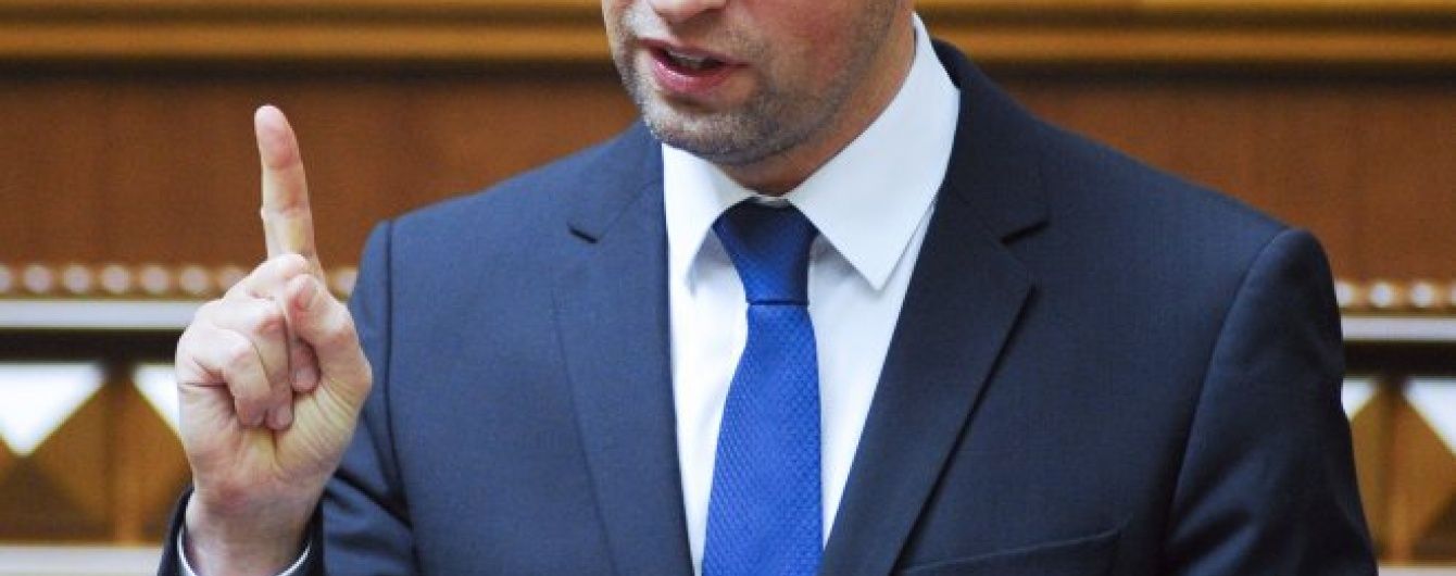 Боевик Арсен. Адвокат Савченко опубликовал обвинения России против Яценюка
