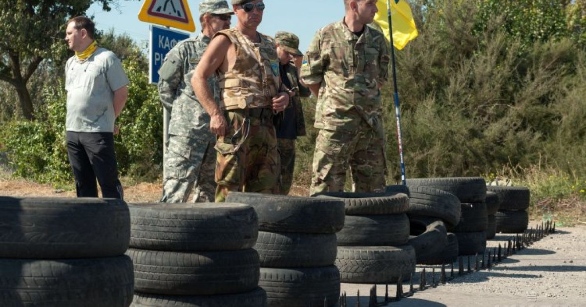 Джемилев рассказал, как долго будет длиться блокада Крыма