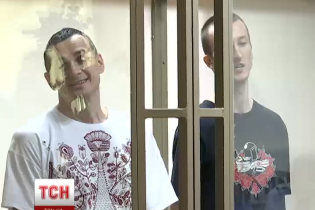 Сенцова і Кольченка можуть етапувати до колонії вже найближчими вихідними