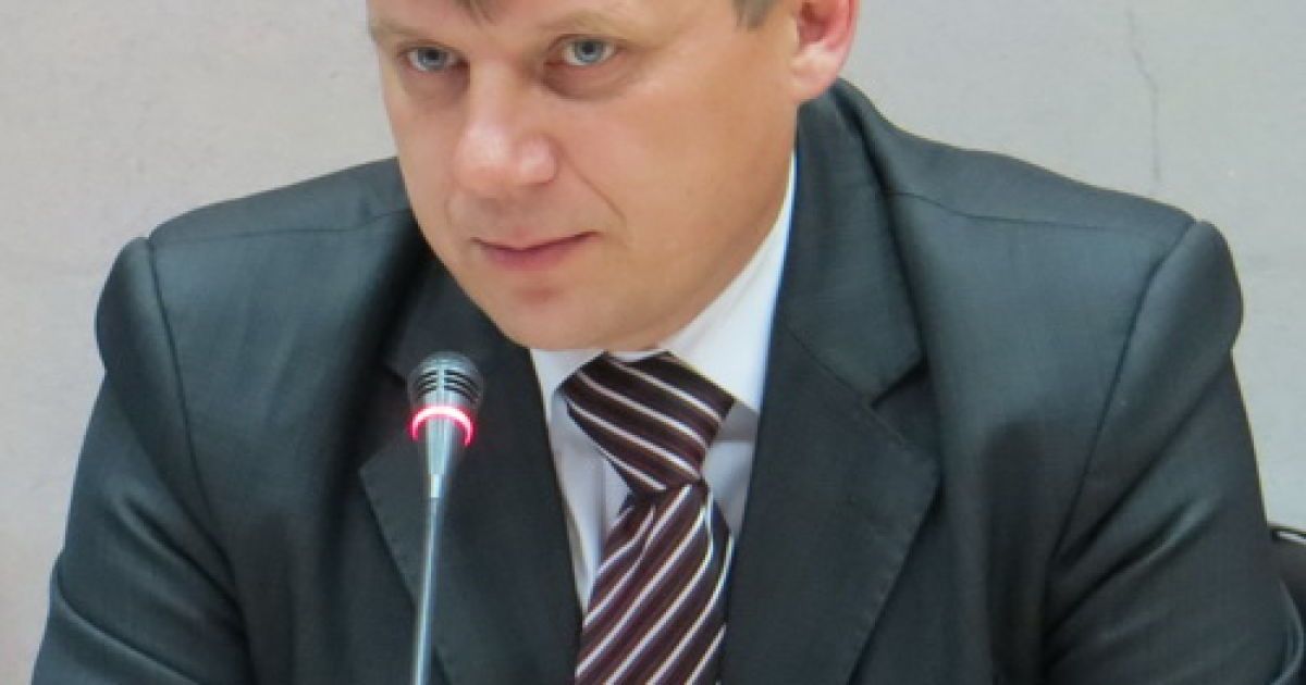 Яценюк назначил ответственного за качество образования в Украине