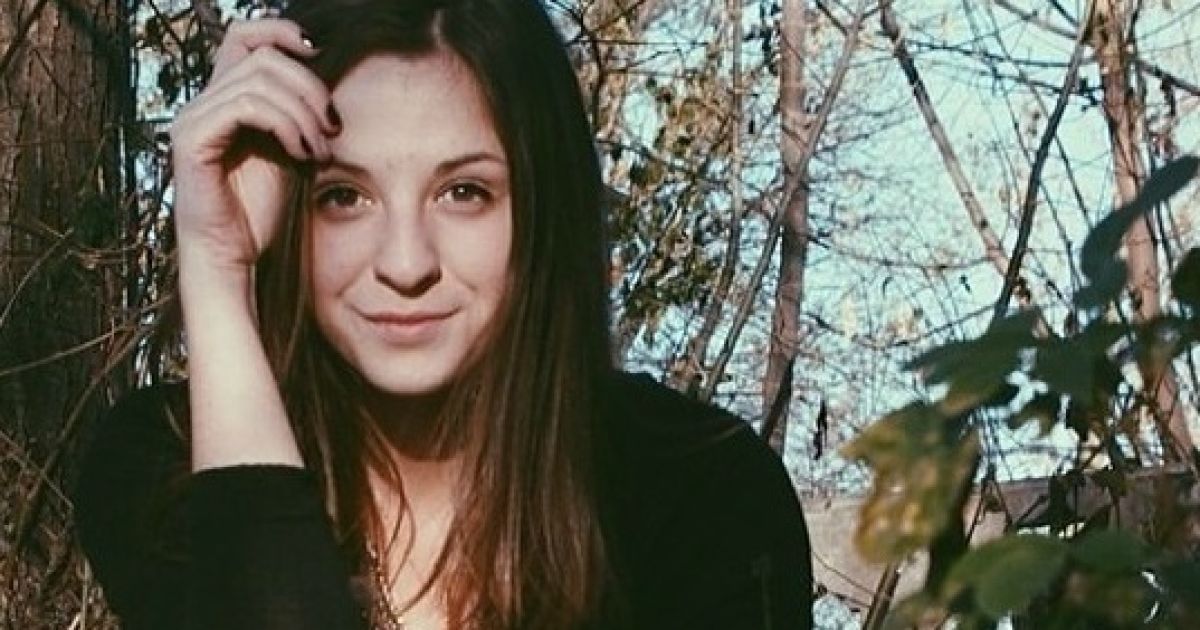 Пам'яті батька, волонтера Ендрю