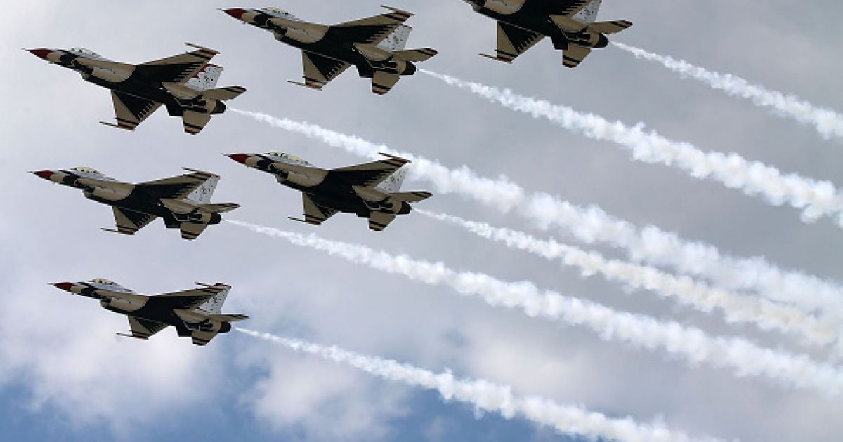 Россия требует от США немедленно вывести военные самолеты из Сирии