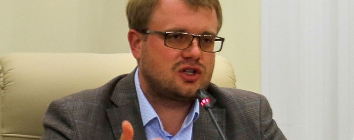 Украина "забыла" ввести санкции против "Русской общины Крыма" и самопровозглашенного вице-премьера