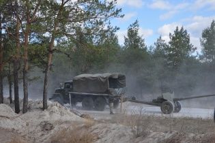 В штабе АТО сообщили об отводе на Луганщине украинской артиллерии калибра 85 мм
