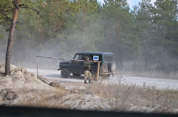Сили АТО на Луганщині відводять артилерію калібром 85 мм_2