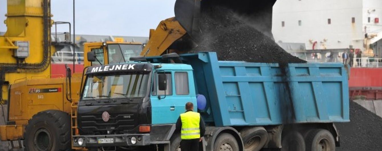 До Росії вивозять вугілля з окупованого Донбасу сотнями вантажівок - ОБСЄ