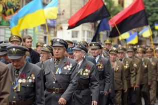 Опрос показал, сколько украинцев хотят признания ОУН-УПА борцами за независимость
