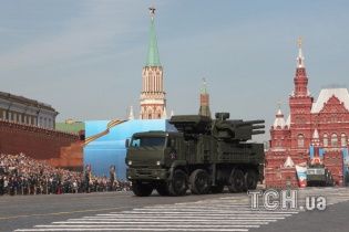 В Керчі російські самохідні зенітні ракетно-гарматні комплекси зайняли бойові позиції