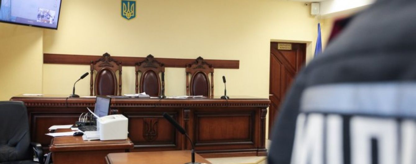 Суд знайшов підстави не розглядати позов проти енергоімперії Ахметова