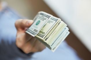 У Мінфіні розповіли, коли Україна отримає 3 млрд доларів від євробондів і куди спрямує кошти